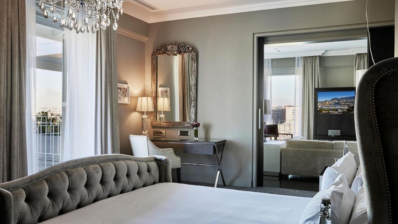 Hotel Queen Victoria By Newmark 5*